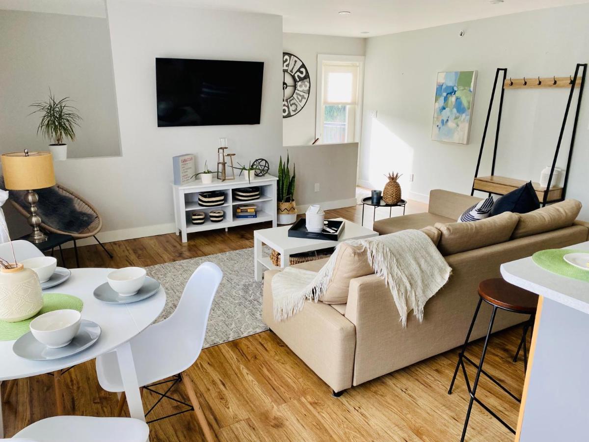 Cozy Suite Close To Nature And The City Maple Ridge Exterior foto